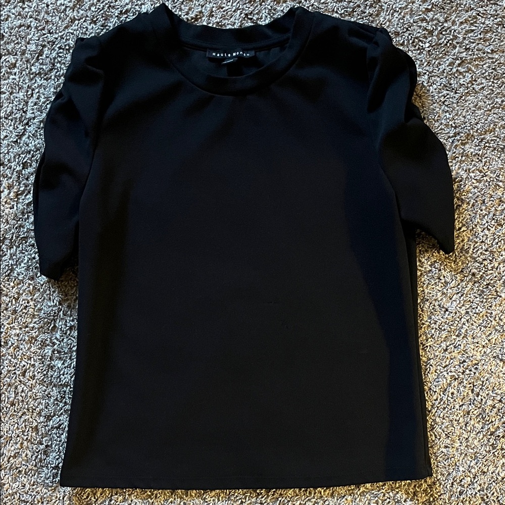 Black Short Sleeve Top